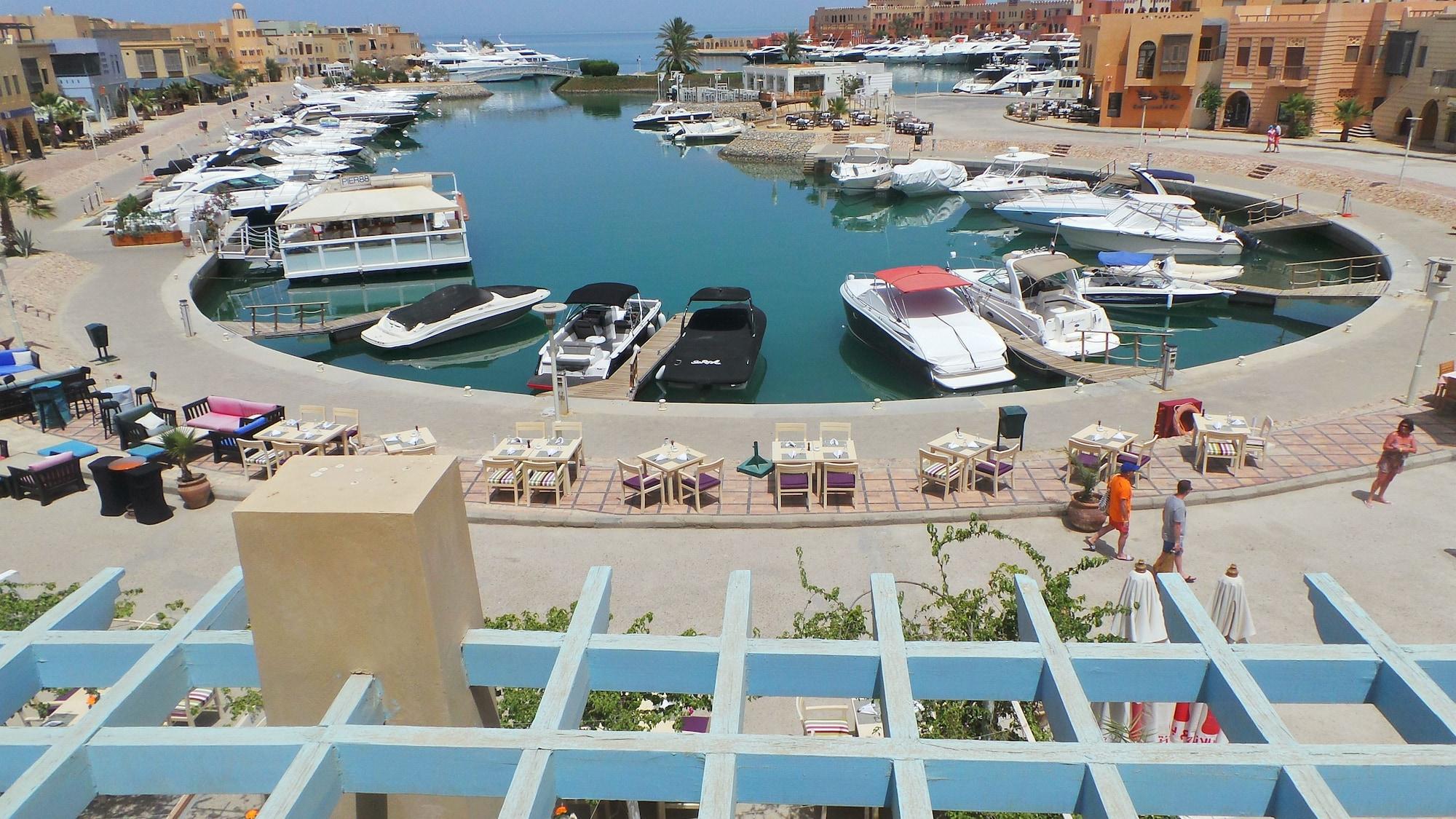 Captain'S Inn Hotel Hurghada Zewnętrze zdjęcie